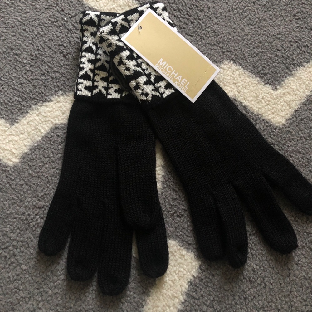 Black vintage Michael Kors gloves